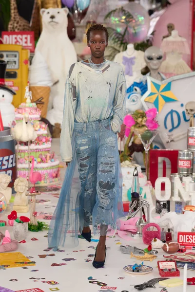 Look 23